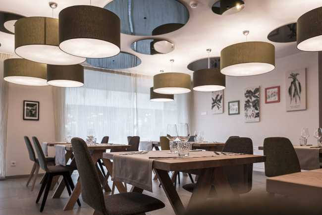 Dining tables with ceiling lamps